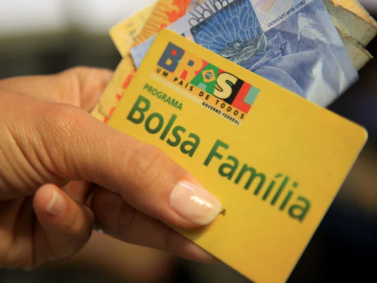 Novo Bolsa Família custará aos cofres públicos 51% mais que o programa atual