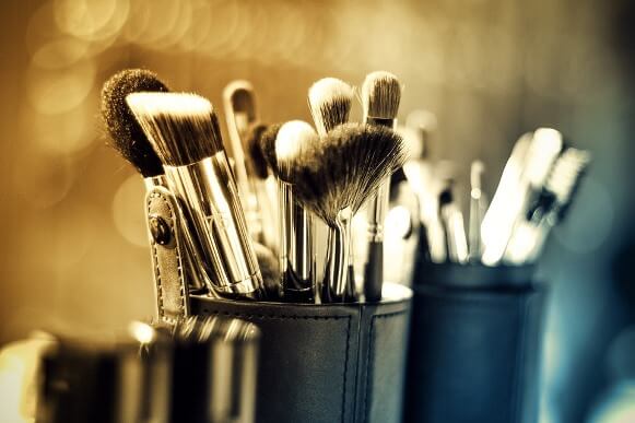 Curso Técnico de Maquiagem 2021 – Onde Fazer, Inscrição e Vagas