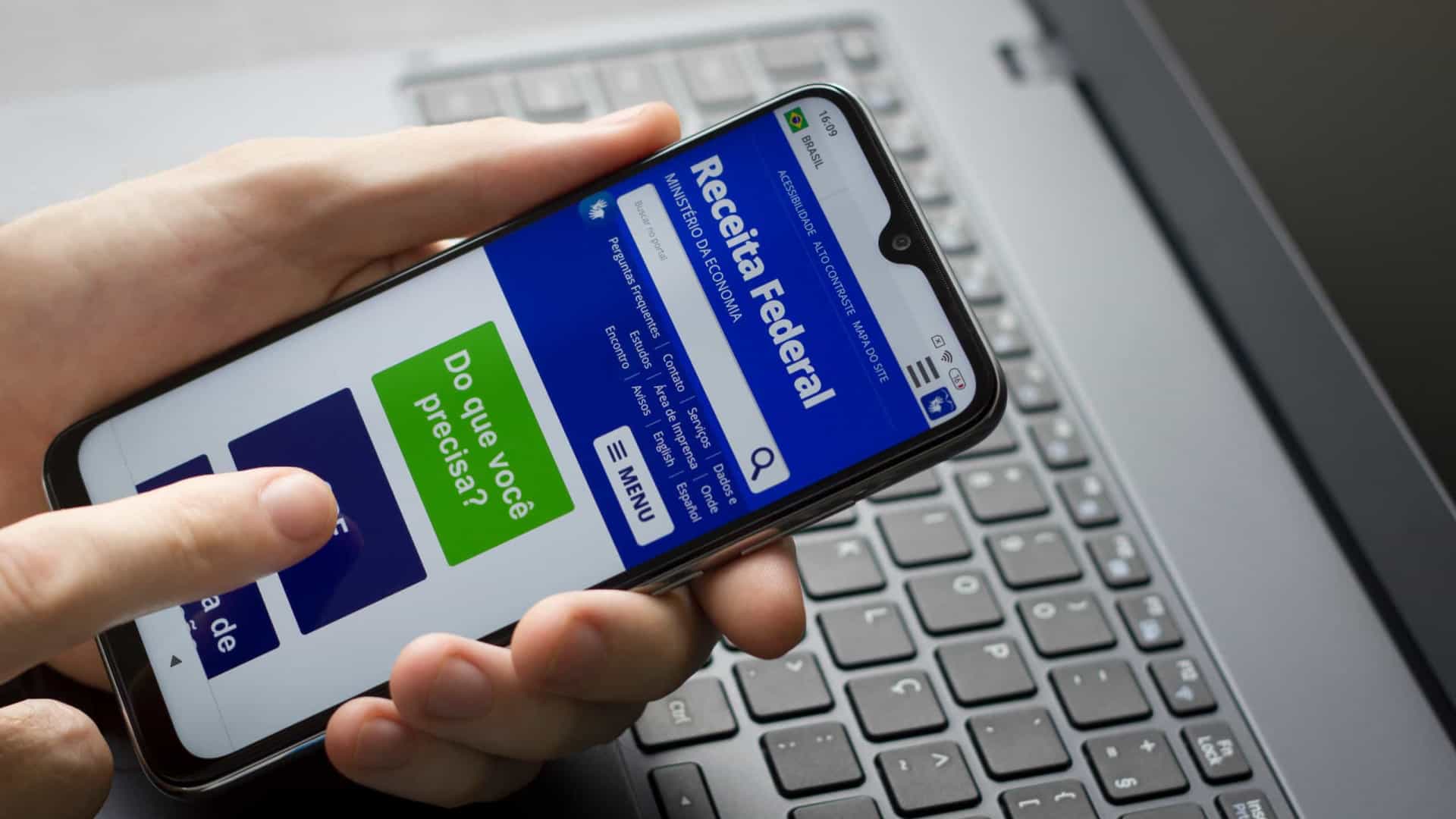 Arrecadação de impostos Receita Federal
