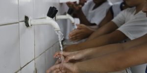 Veja dados sobre dificuldade de acesso à água no Brasil em 2019, de acordo com o IBGE
