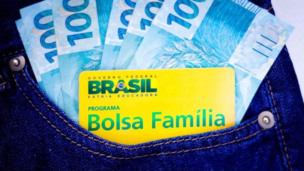 Novo Bolsa Família vai permitir usar até 30% do benefício para pagar crédito consignado