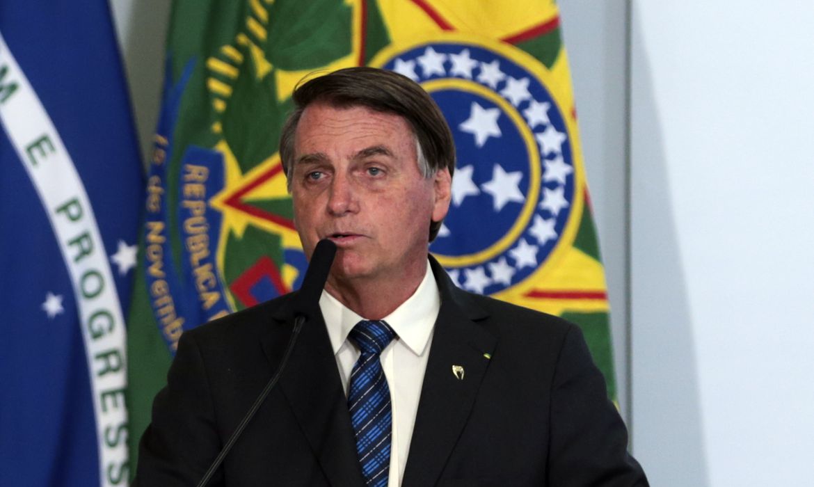 Para 70% dos brasileiros há corrupção no governo Bolsonaro, segundo Datafolha