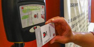 Veja como carregar cartão transporte de Curitiba pelo celular