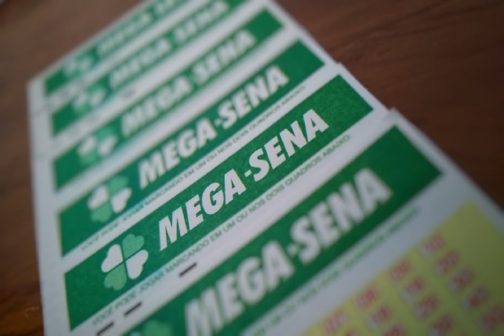 Prêmio da Mega-Sena chega a R$ 37 milhões nesta terça (22). Concurso 2456