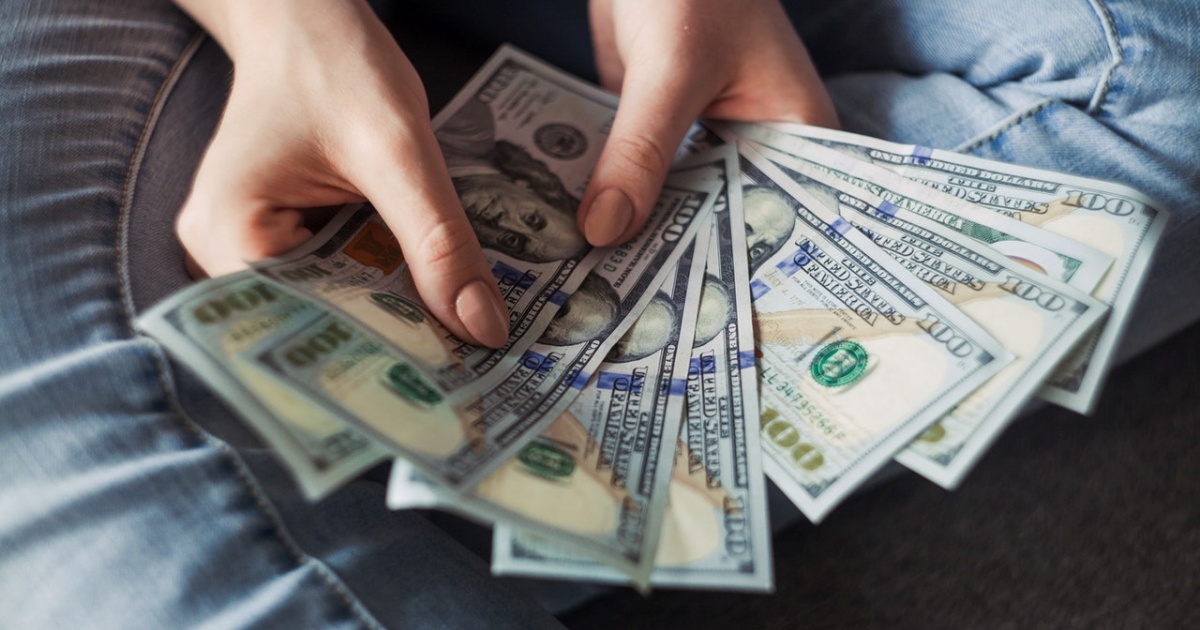 5 motivos para ter uma conta em dólar; vale mesmo a pena?