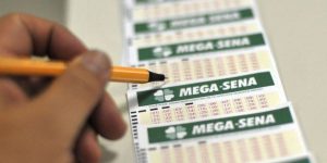 Mega-Sena 2468: Sorteio hoje (sábado, 2) com prêmio de até R$ 120 milhões