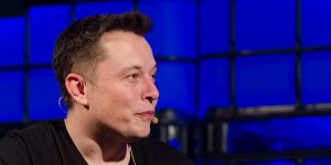 Elon Musk suspende compra do Twitter e ações da rede social desabam