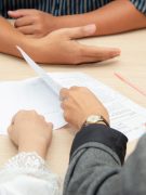 Receita Federal faz alteração importante e muda forma como exige documentos (Imagem: Van Tay Media/Unsplash)