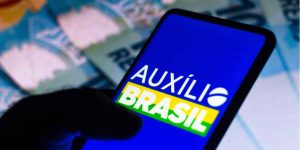 Auxílio Brasil pode ganhar 2 milhões de novos participantes este ano; entenda