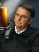5 verdadesmeia-verdades contadas por Bolsonaro no Flow Podcast (Imagem: YouTube/Flow Podcast)