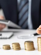 Restituição do IR consulta ao 4º lote vai ser liberada ainda este mês (Imagem: FreePik.com)