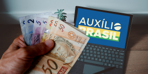Empréstimo do Auxílio Brasil tem REGRAS divulgadas; confira antes de contratar