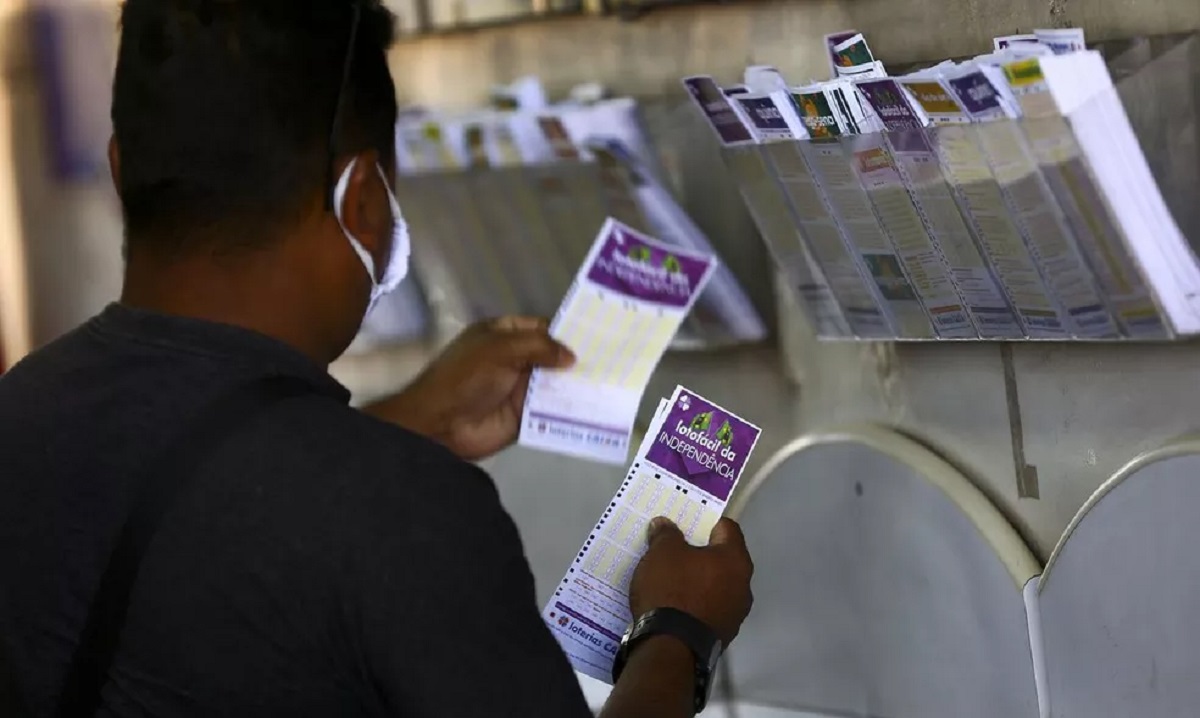 Loteria especial da Independência pode pagar quase R$ 200 MILHÕES no sábado