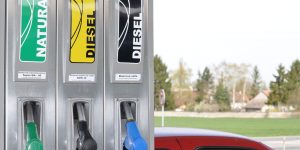 Preço do Diesel está MAIS BAIXO; confira o NOVO VALOR