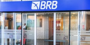 Compra parcelada do Banco BRB permite financiar débitos: veja como fazer
