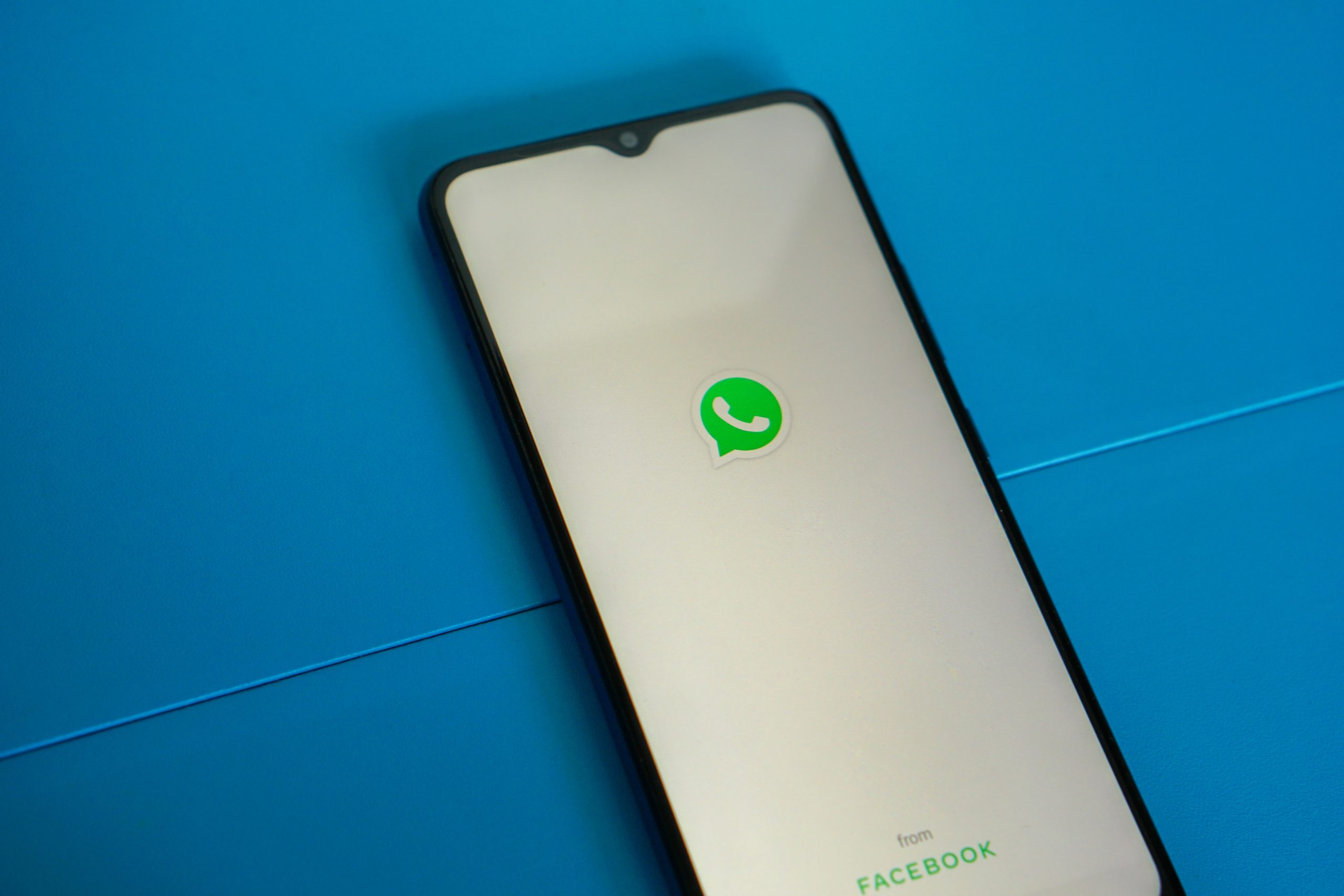 Whatsapp: FAÇA ISSO para agendar suas mensagens de FIM DE ANO