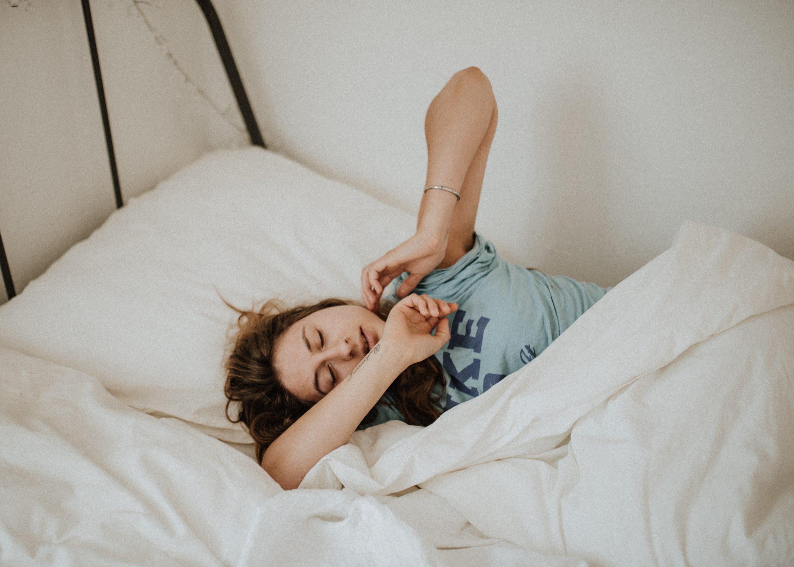 5 técnicas infalíveis para dormir melhor: conheça esses métodos e dê adeus à insônia