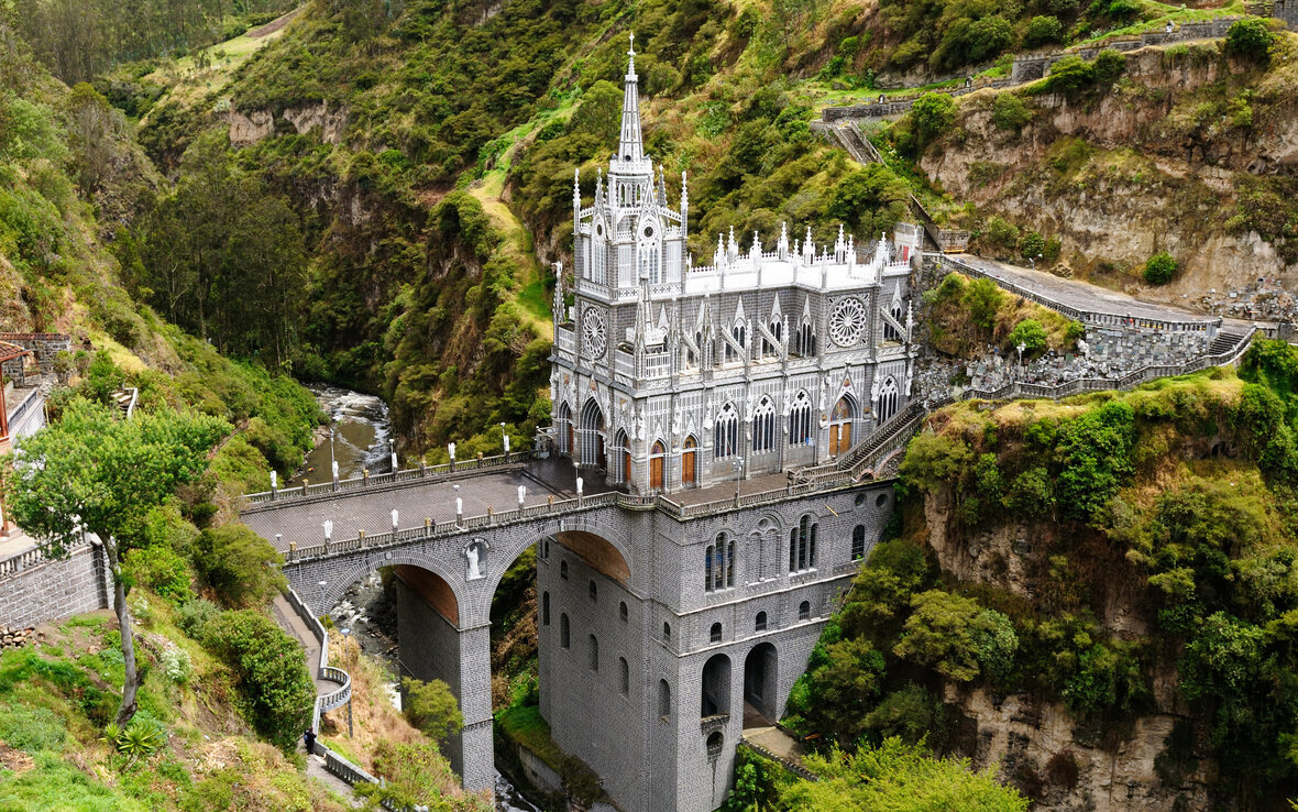 Santuário de Nossa Senhora de Las Lajas, uma das igrejas mais exuberantes do mundo
