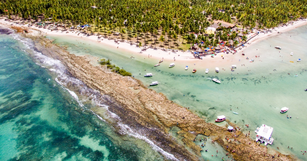 As 10 cidades com as melhores praias do Brasil: descubra quais são e programe sua viagem