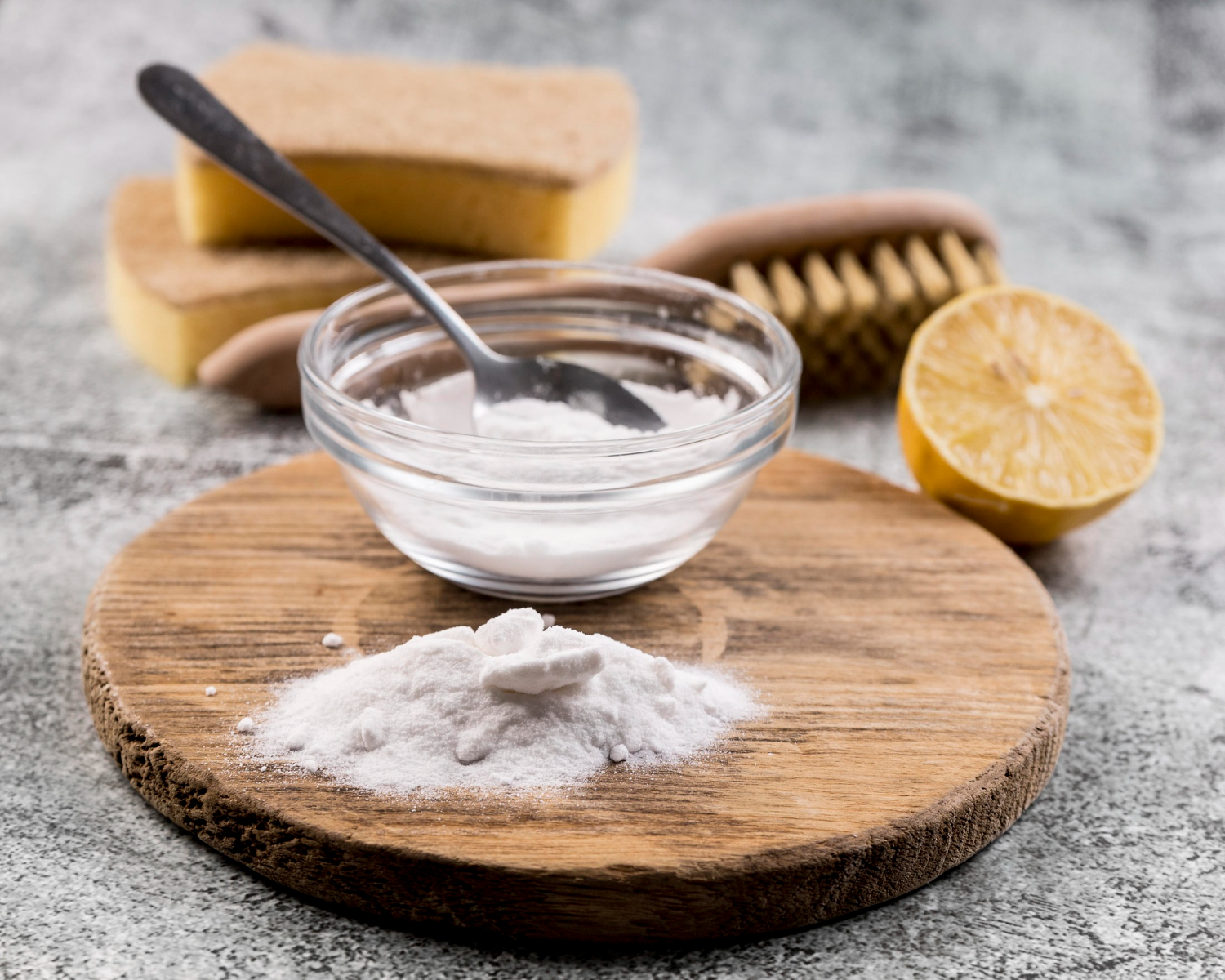 Utilidades SURPREENDENTES para o Bicarbonato de Sódio na cozinha e na limpeza da casa