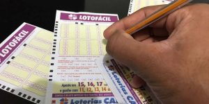 Quanto ganha acertar 12 números na Lotofácil