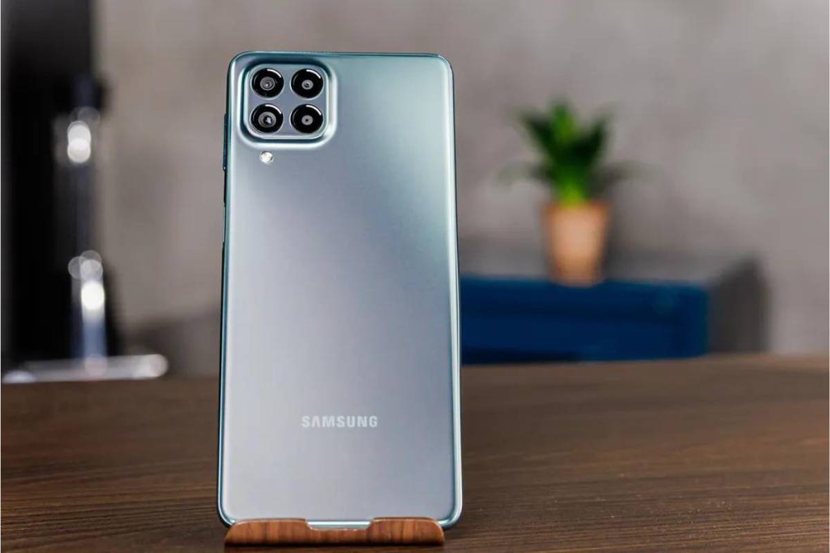 5 celulares da Samsung que não são top de linha, mas que ainda valem a pena comprar em 2024