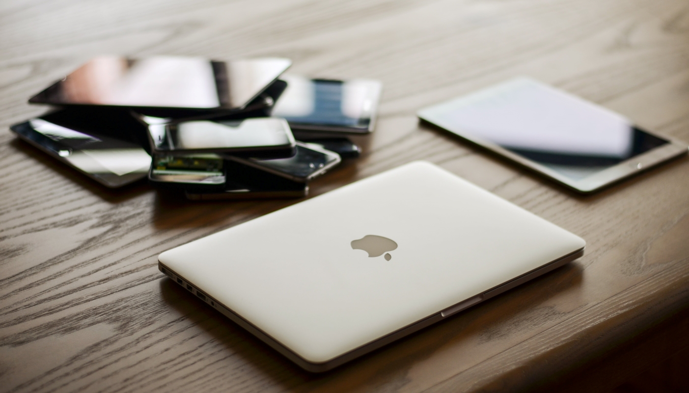 Notebook, tablet e celulares (Foto: Pexels)