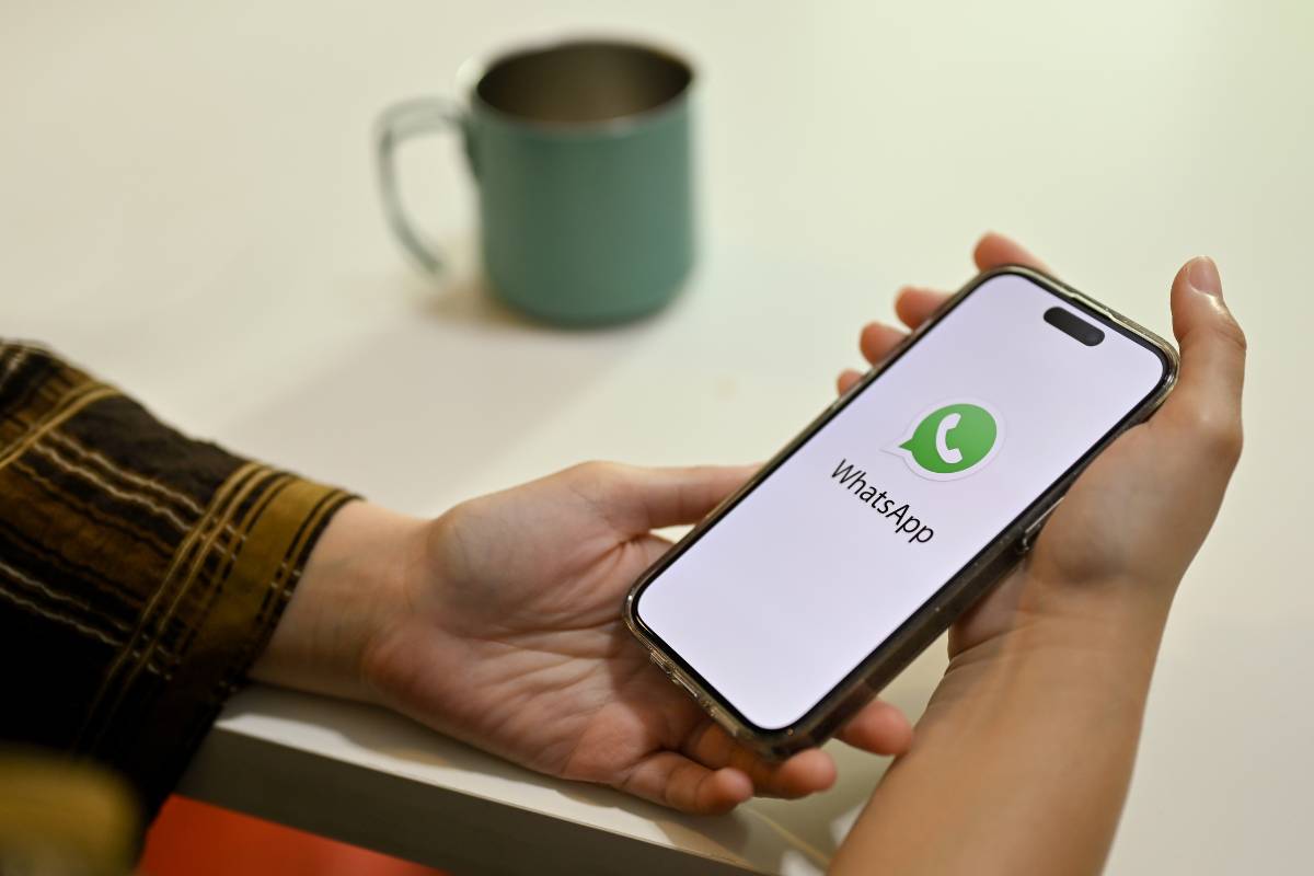 Quanto custa enviar um SMS em 2024? Possível cobrança para usar Whatsapp pode mudar tudo
